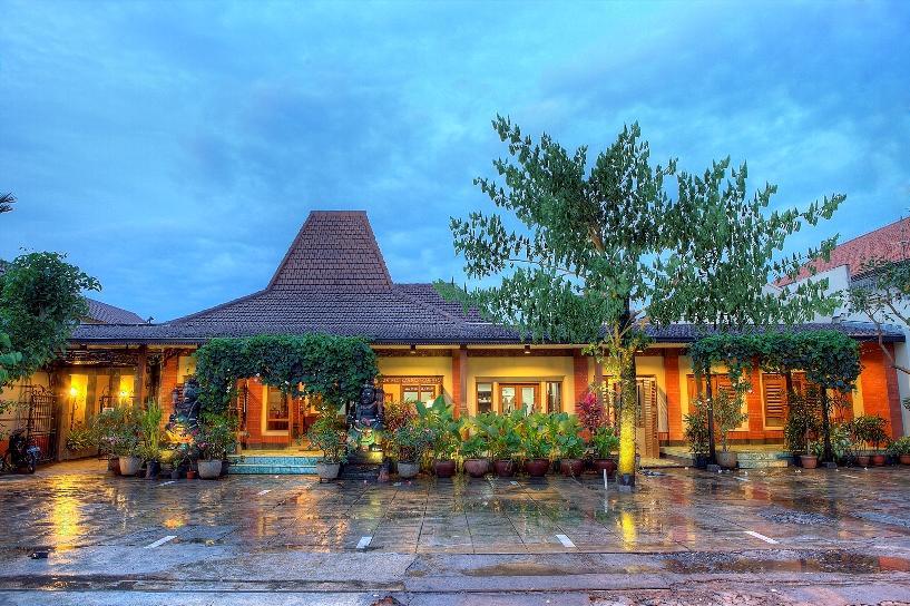 Maharani Guest House Yogyakarta Eksteriør billede